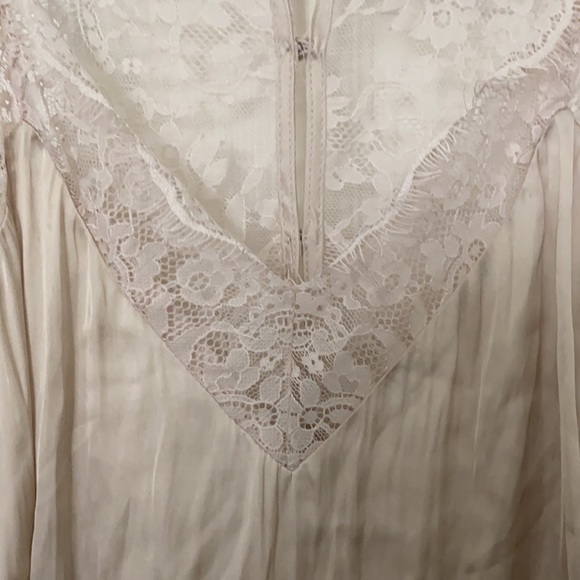 H&M Top - Picture 4 of 5